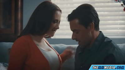 ראָמאַנטיש געשלעכט מיט אַ גוט באַסטי מאָם